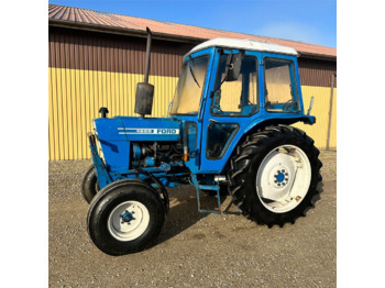 Tractor FORD