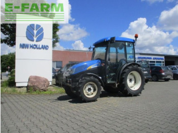 Tractor NEW HOLLAND