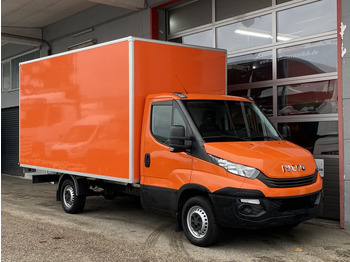 Furgoneta caja cerrada IVECO Daily 35s14