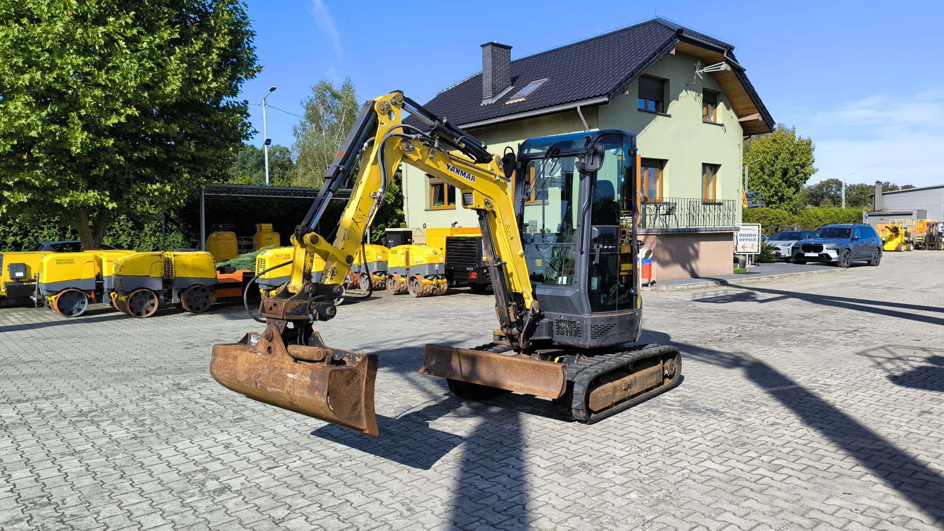 Miniexcavadora YANMAR VIO 25