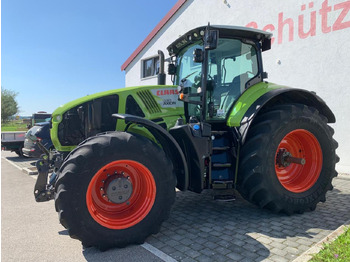 Tractor CLAAS Axion 930