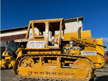 Bulldozer KOMATSU D65