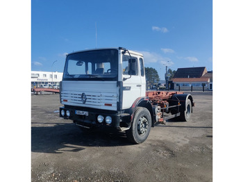 Camión portacontenedore/ Intercambiable RENAULT G 230