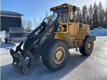 Cargadora de ruedas VOLVO 4300