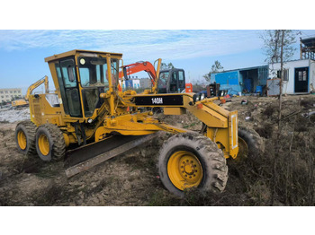 Grader CATERPILLAR 140H