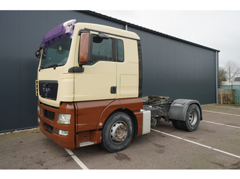 Cabeza tractora MAN TGX 18.400 RETARDER MANUAL GEARBOX 674.300km: foto 3