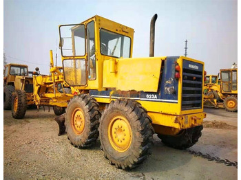 Grader Komatsu GD623A: foto 4