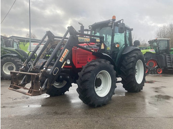 Tractor MASSEY FERGUSON