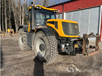 Tractor JCB