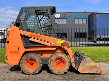 Minicargadora BOBCAT S70