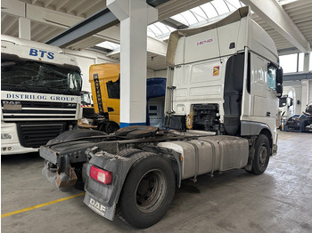 Cabeza tractora DAF XF 460 Super Space Cab: foto 4