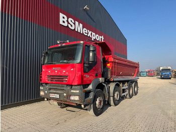 Camión volquete IVECO Trakker