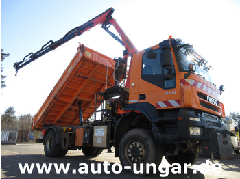 Camión volquete IVECO Trakker