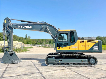 Excavadora de cadenas HYUNDAI R210