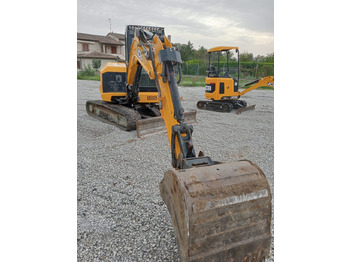 Miniexcavadora JCB