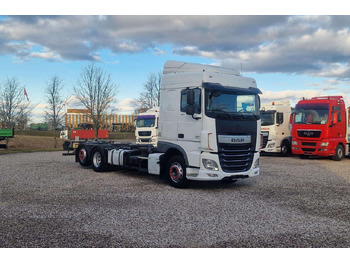 Camión portacontenedore/ Intercambiable DAF XF 460