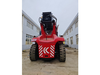 Maquinaria de construcción KALMAR DRF450 45ton Reach stacker/Container forklift: foto 5