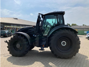 Tractor Valtra T195 V BLACK MATT EDITAKTION: foto 2