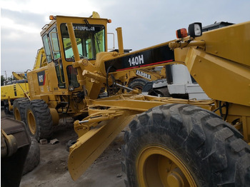 Grader CATERPILLAR 140H