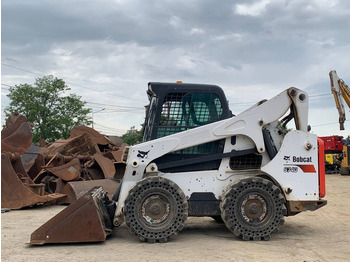 Minicargadora Bobcat S 740: foto 2