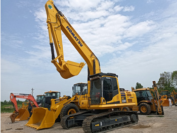 Excavadora de cadenas KOMATSU PC220-8