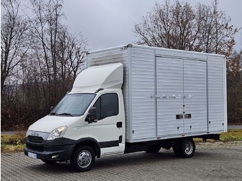 Furgoneta caja cerrada IVECO Daily 35C15