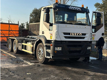 Camión multibasculante IVECO Stralis