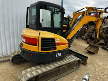 Miniexcavadora BOBCAT E50