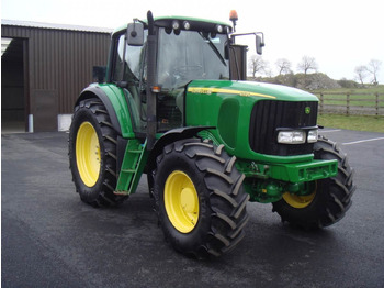 Tractor JOHN DEERE 6520