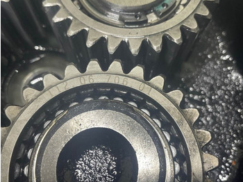 Eje y piezas para Maquinaria de construcción Spicer Dana 1120605202/1120605204-Final drive/Endantrieb: foto 3 Eje y piezas para Maquinaria de construcción Spicer Dana 1120605202/1120605204-Final drive/Endantrieb: foto 3
