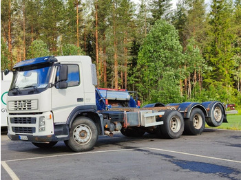 Camión chasis VOLVO FM13