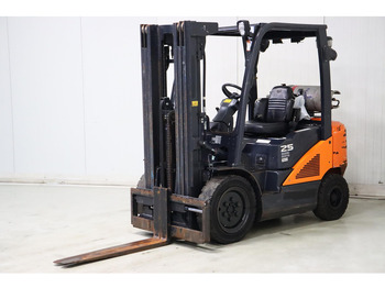 Carretilla elevadora de gas Doosan G25N-7: foto 3