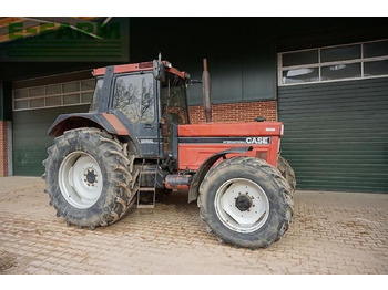 Tractor CASE IH 1255XL