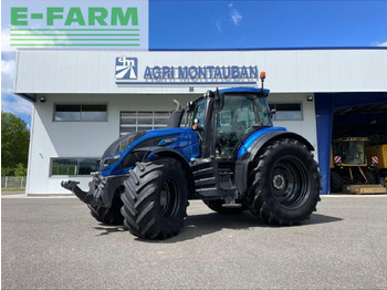 Tractor VALTRA T214