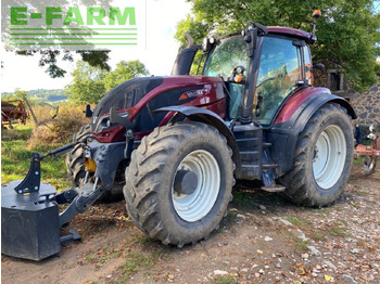 Tractor VALTRA T214