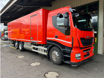 Camión caja cerrada IVECO Stralis