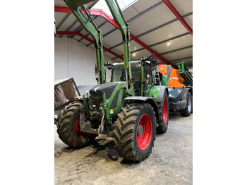 Tractor FENDT 724 Vario