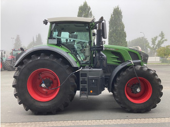 Tractor FENDT 824 Vario