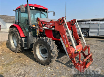 Tractor ZETOR