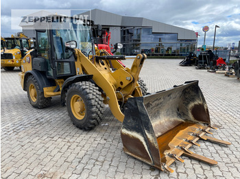 Cargadora de ruedas CATERPILLAR 906