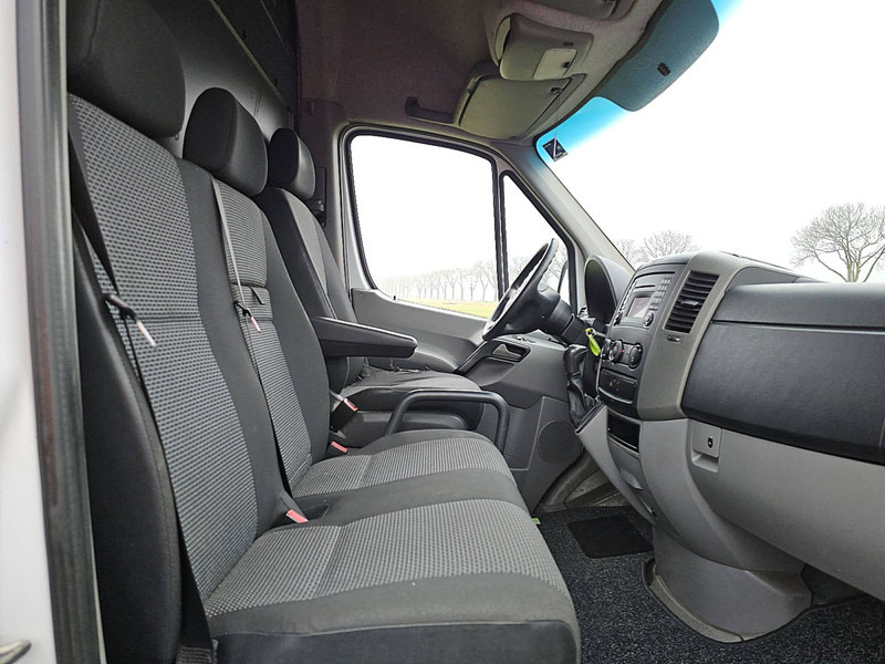 Furgón Mercedes-Benz Sprinter 519 V6 3.0 LTR AC AUT: foto 7