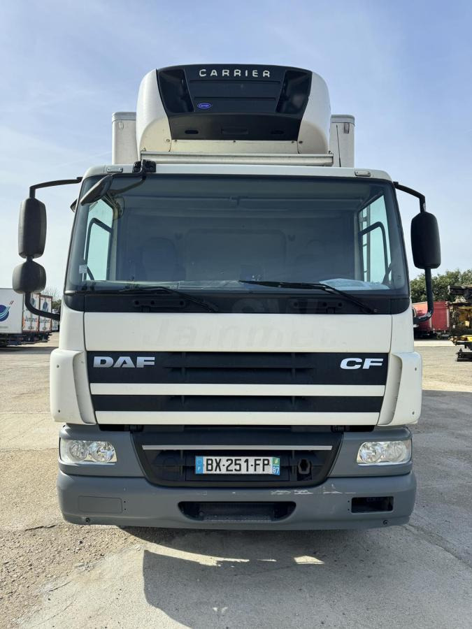 Camión frigorífico DAF CF75: foto 7