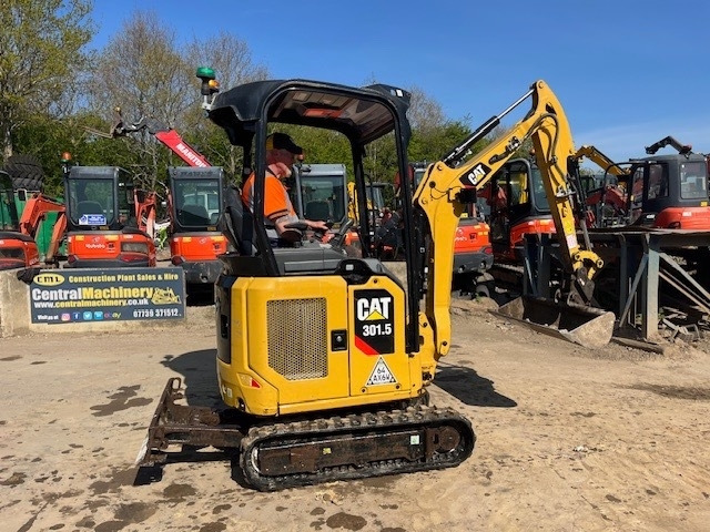 Miniexcavadora CAT 301.5: foto 1