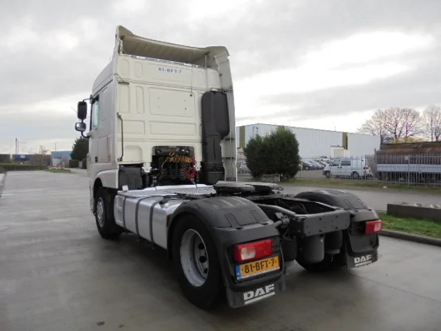 Cabeza tractora DAF XF 440: foto 7