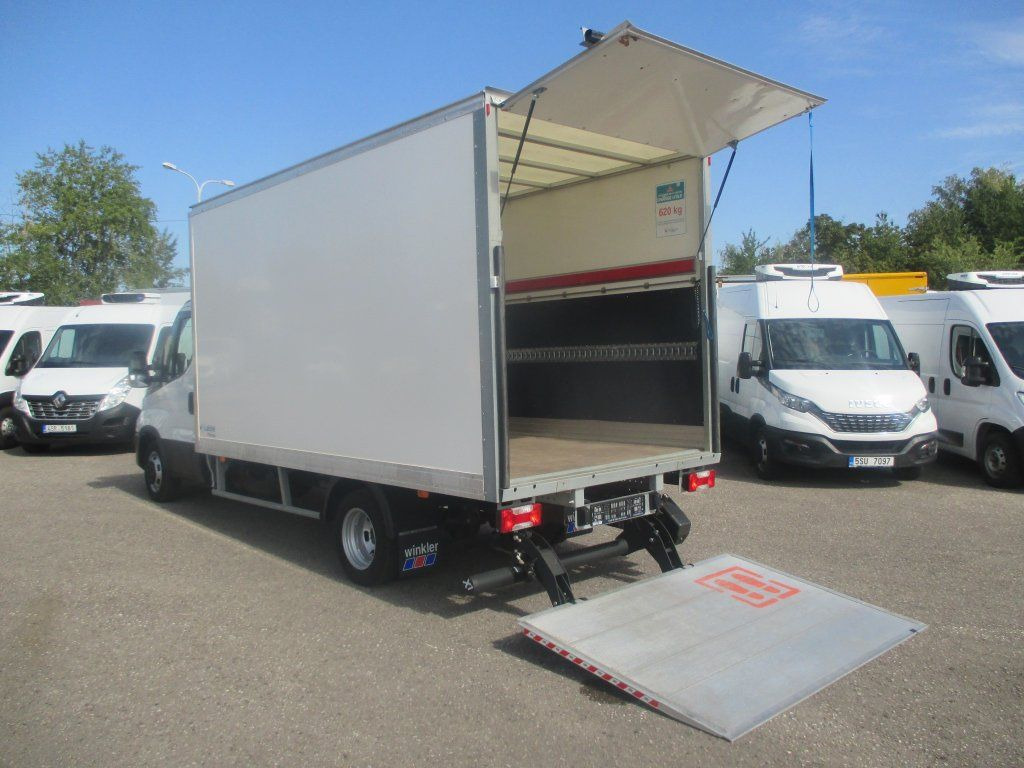 Furgoneta caja cerrada Iveco Daily 35C16: foto 9