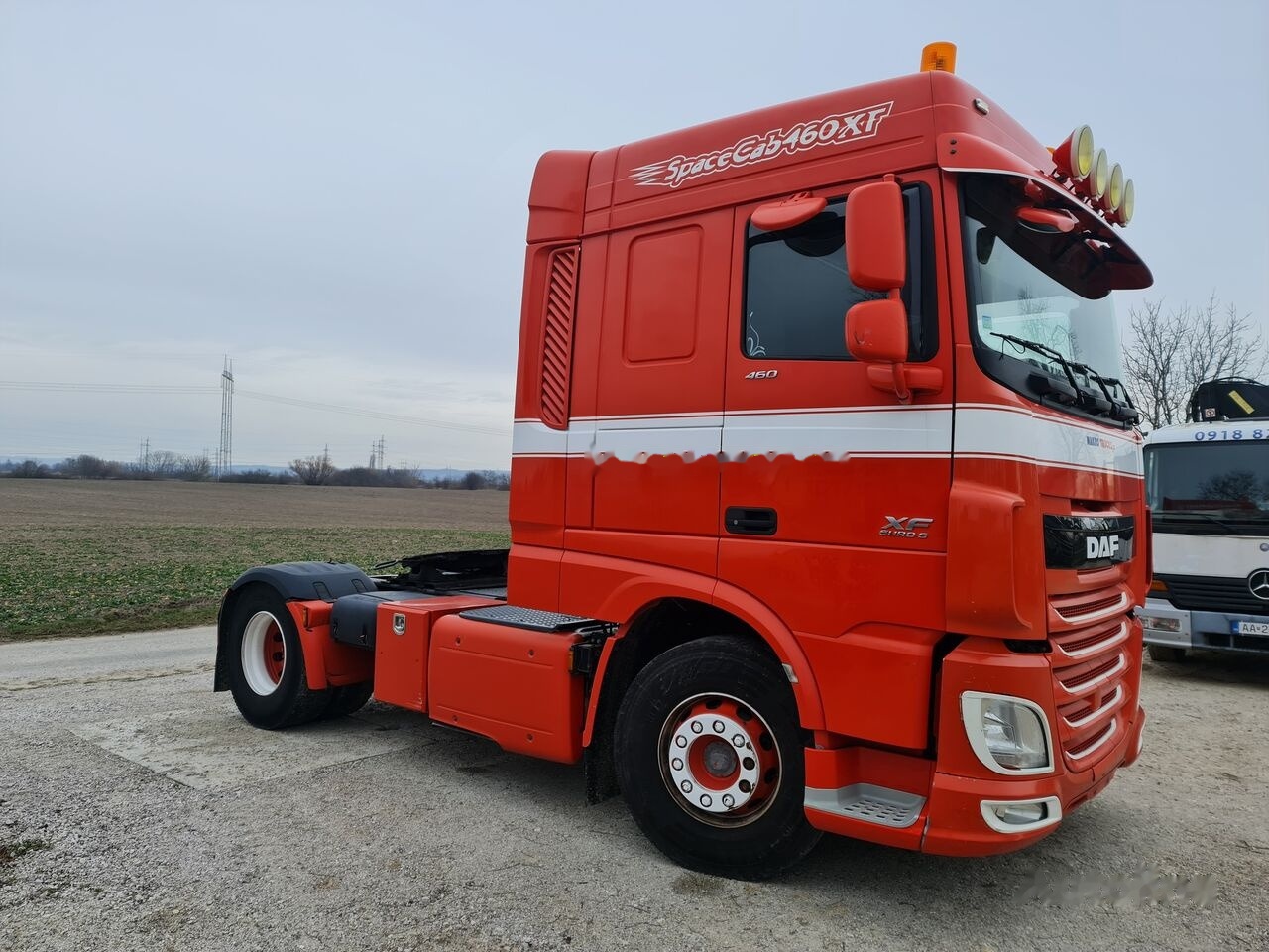 Cabeza tractora DAF XF 460: foto 9