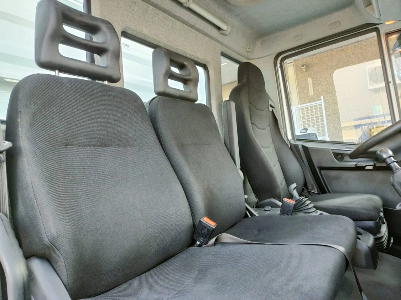 Camión volquete IVECO EUROCARGO 80E22K: foto 13