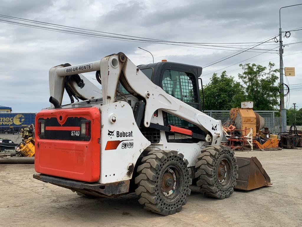 Minicargadora Bobcat S 740: foto 9