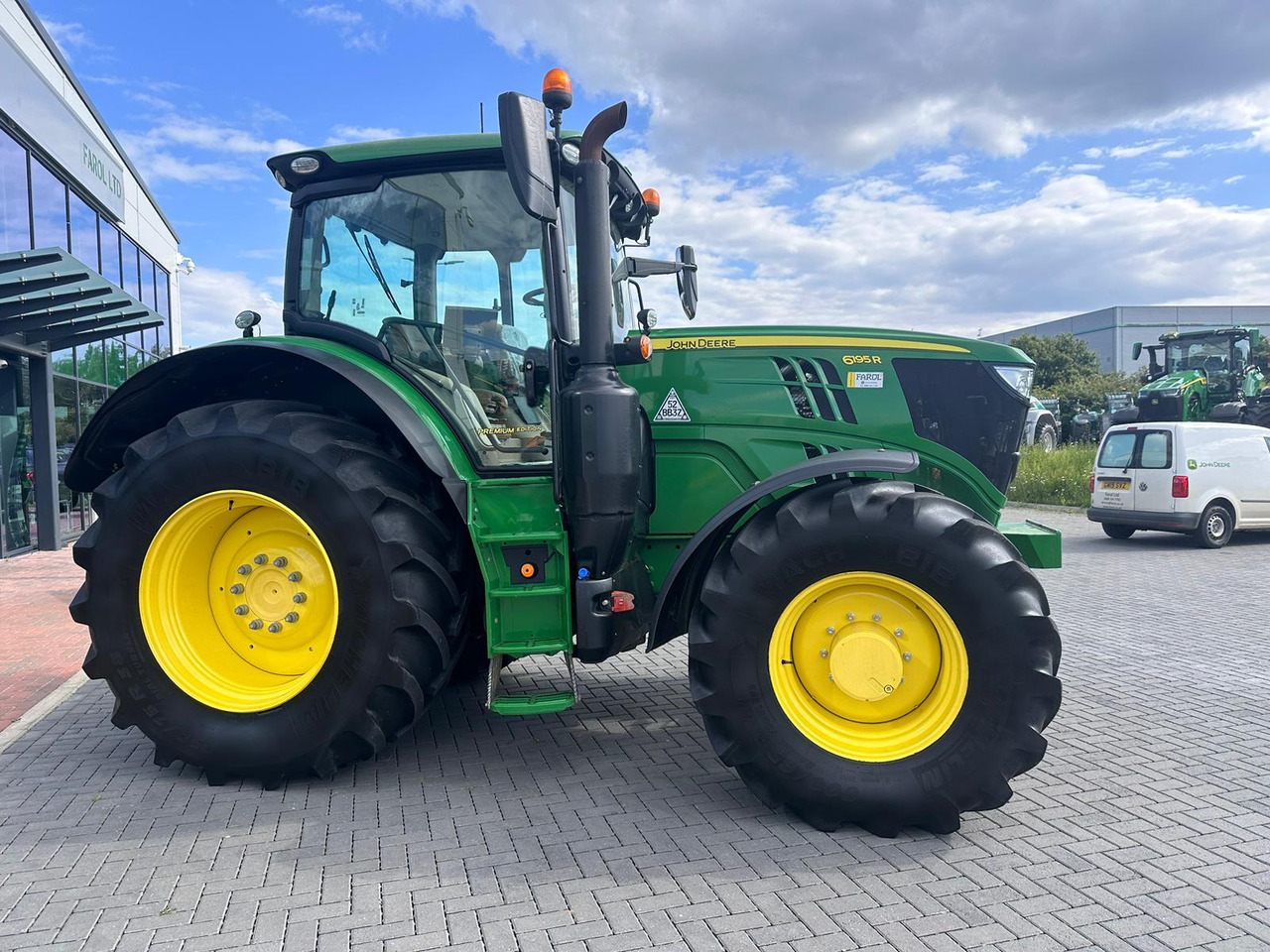 Leasing de  John Deere 6195R John Deere 6195R: foto 18