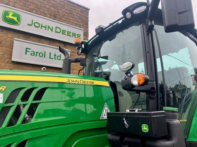 Tractor nuevo John Deere 6215R: foto 14